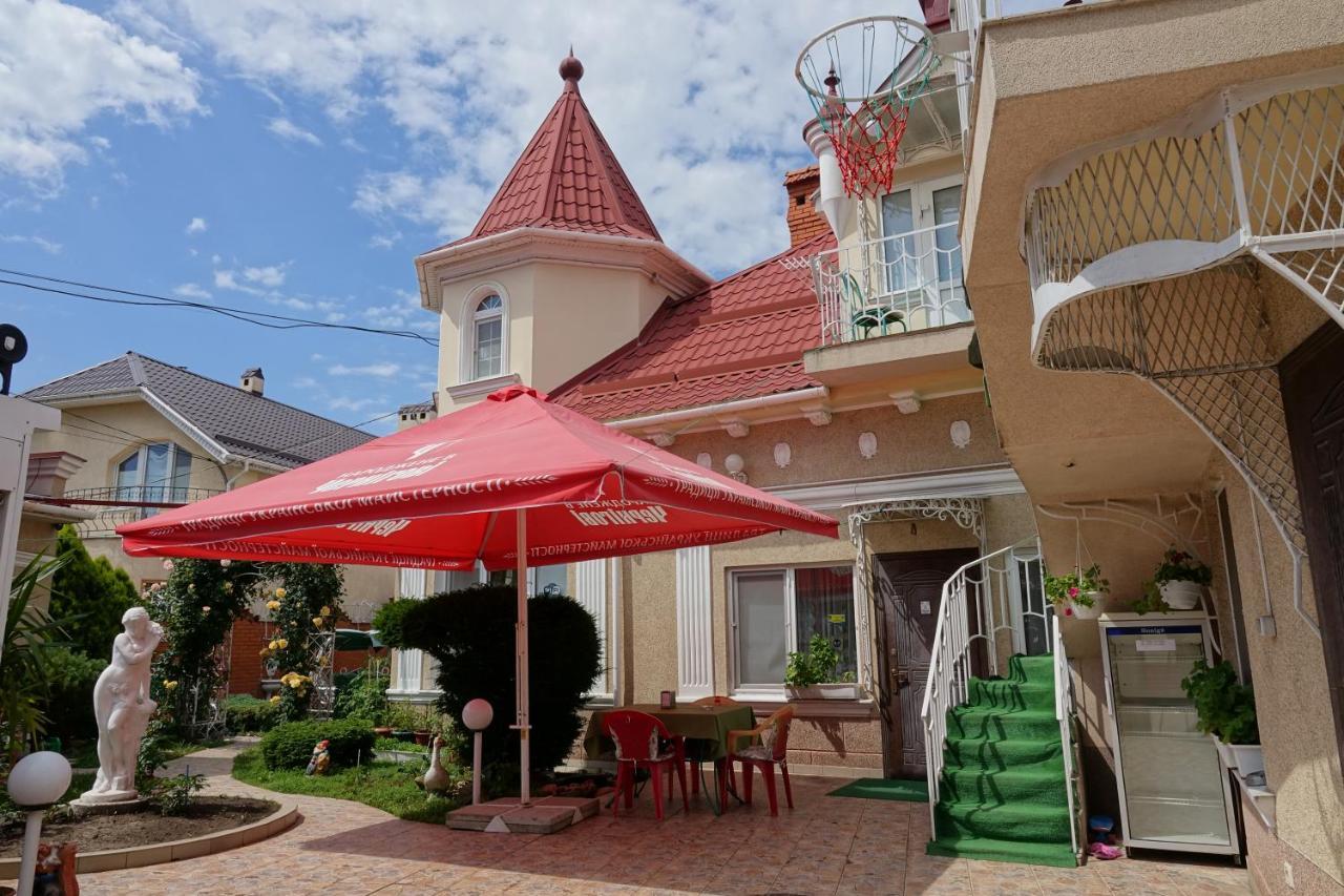 White House Apartments Odesa Exterior photo